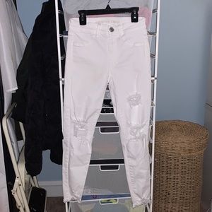 American Eagle White Skinny Jeans